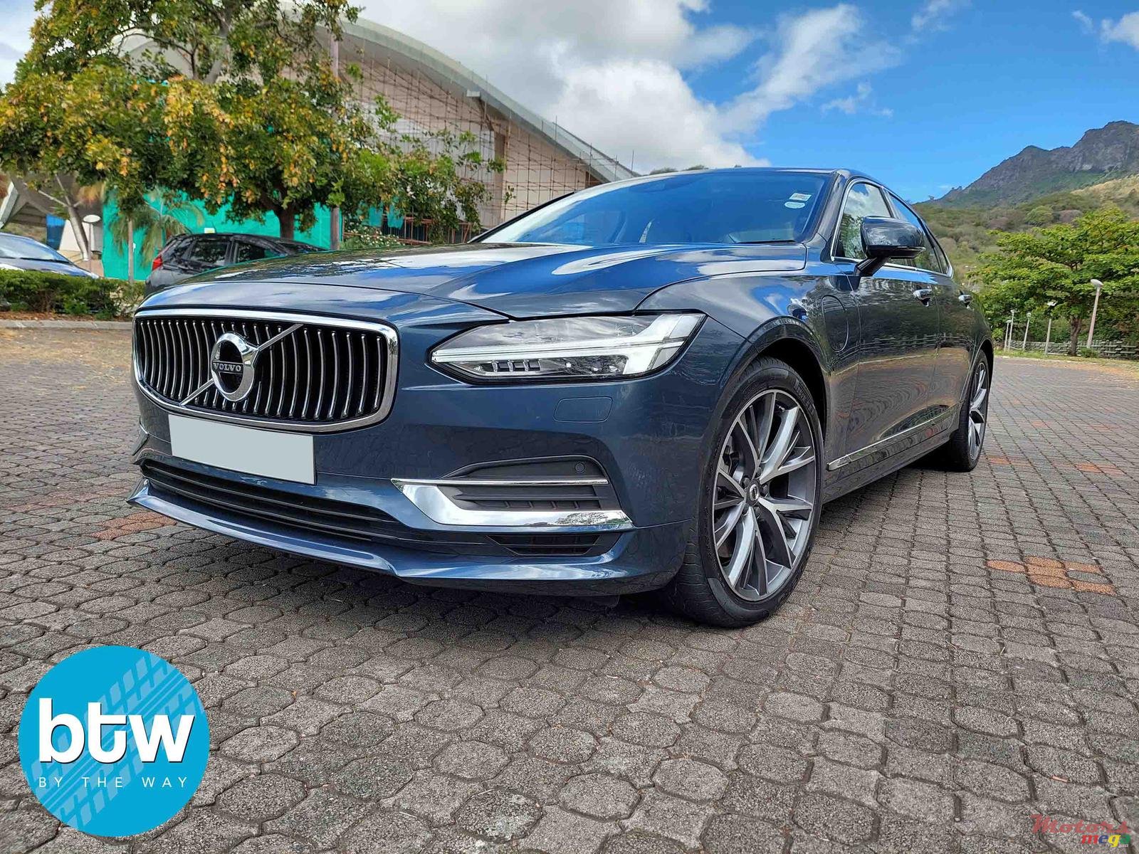 2020' Volvo S90 photo #2
