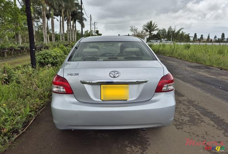 2008' Toyota Belta photo #4