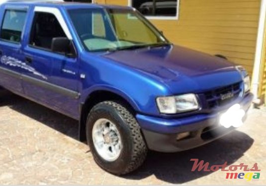 2000' Isuzu KB Series photo #1