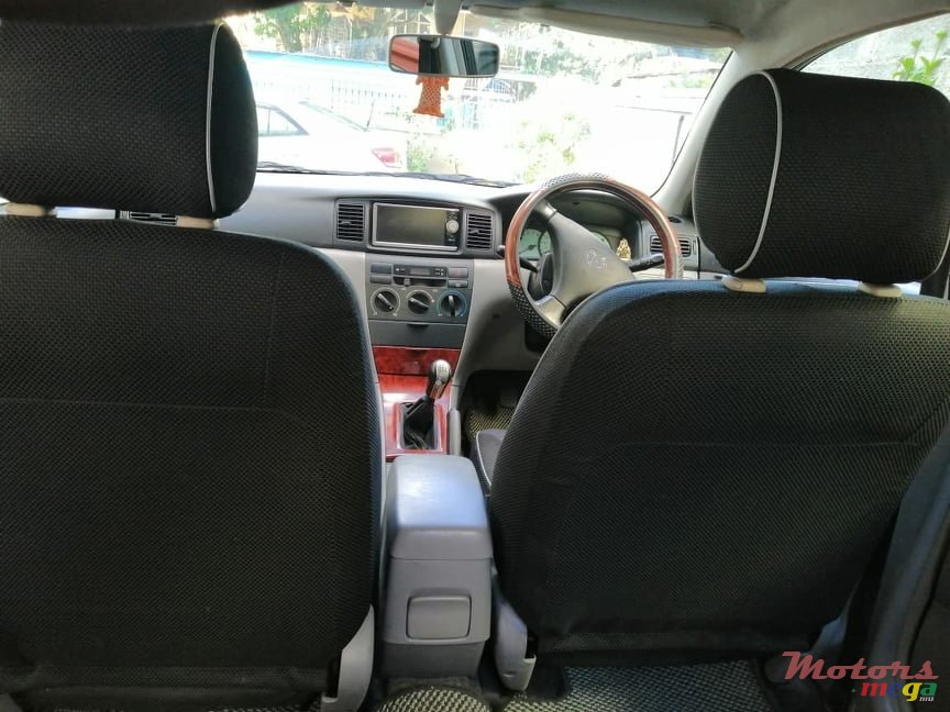 2002' Toyota Corolla photo #4
