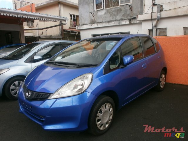 2013' Honda Fit Aria fit photo #2
