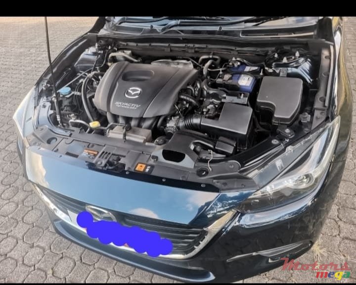 2017' Mazda 3 photo #5
