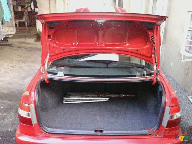 2003' Toyota Corolla photo #3