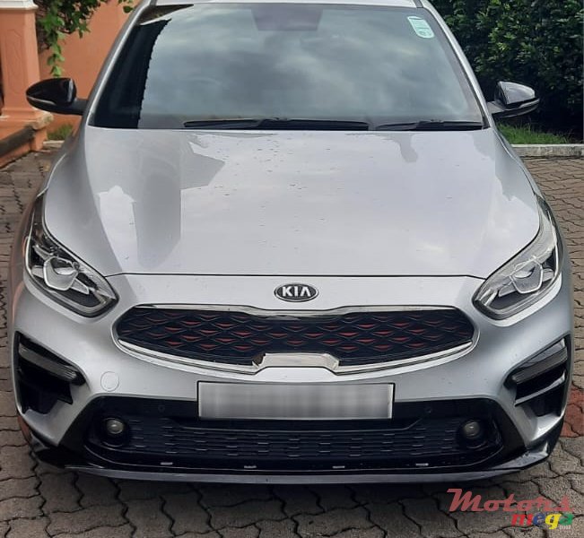 2021' Kia Cerato GT Line photo #3