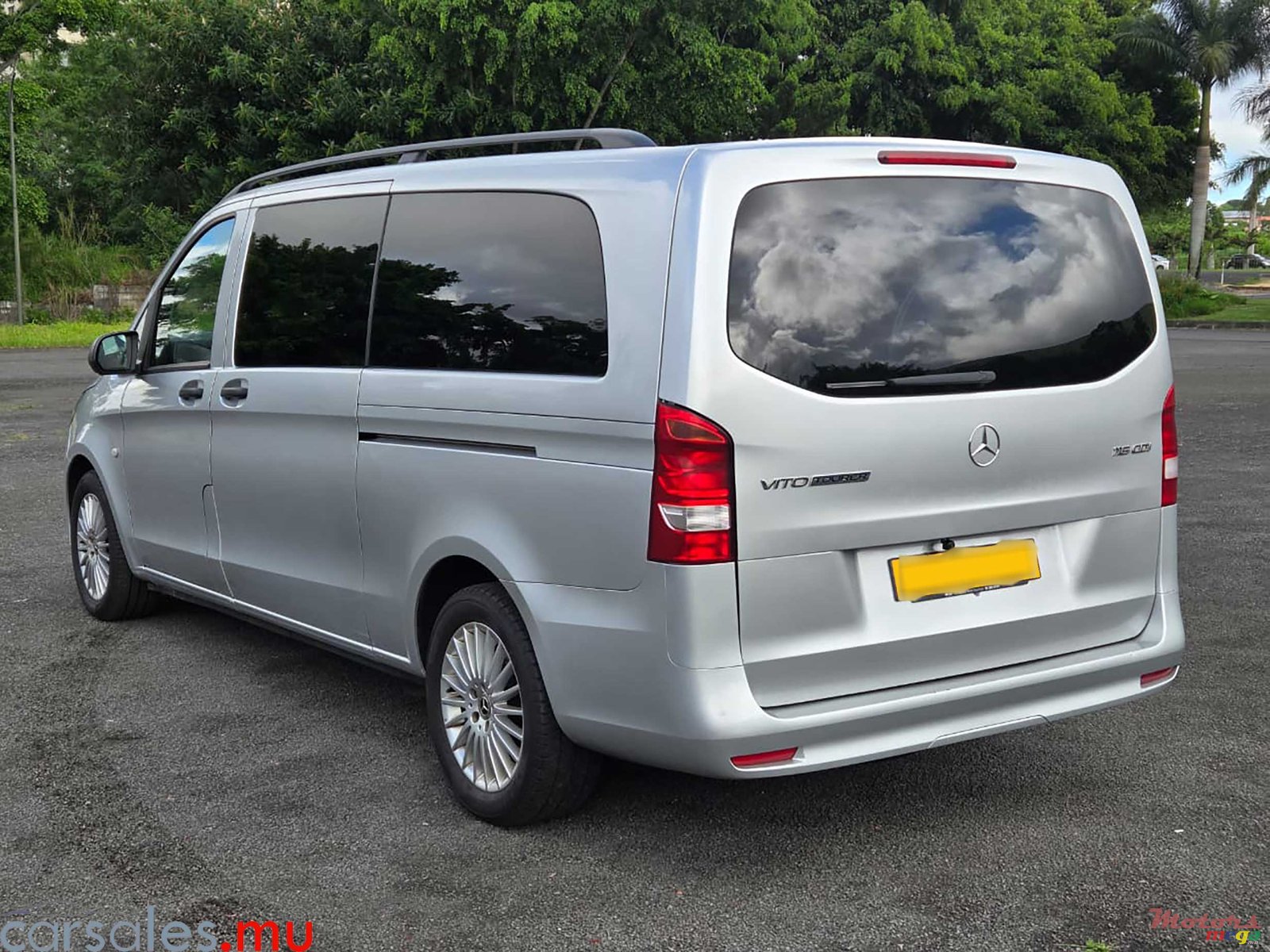 2024' Mercedes-Benz Vito Tourer 116 CDI photo #3