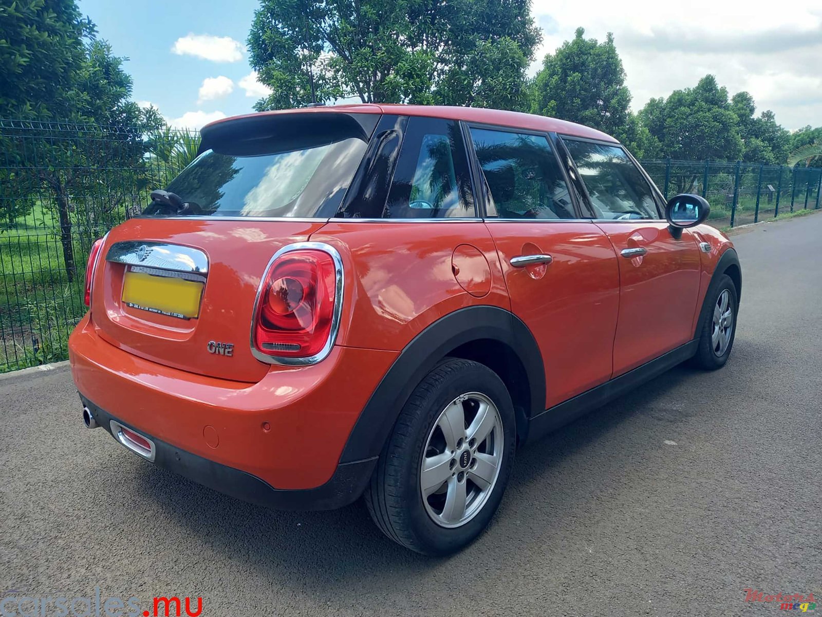 2020' MINI One 5 Doors photo #3