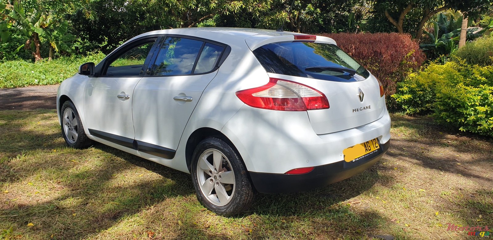 2012' Renault Megane photo #4