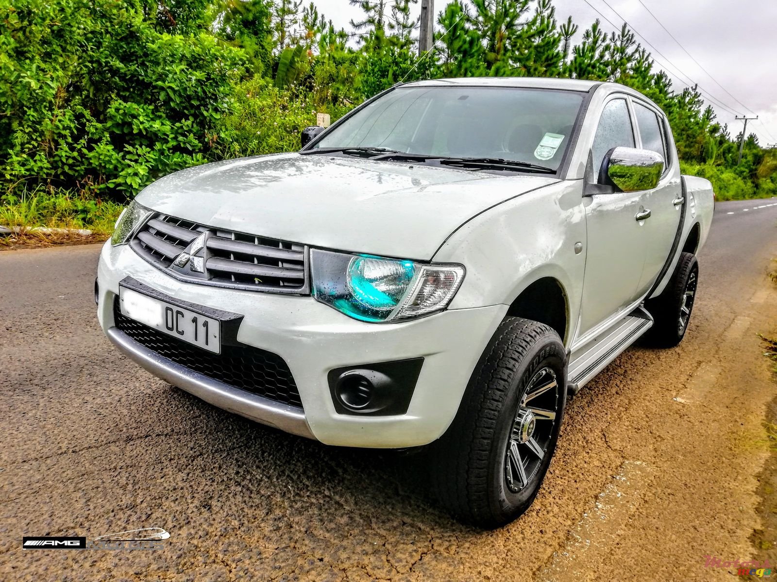 2011' Mitsubishi Sportero 2.9D 4x4 photo #1