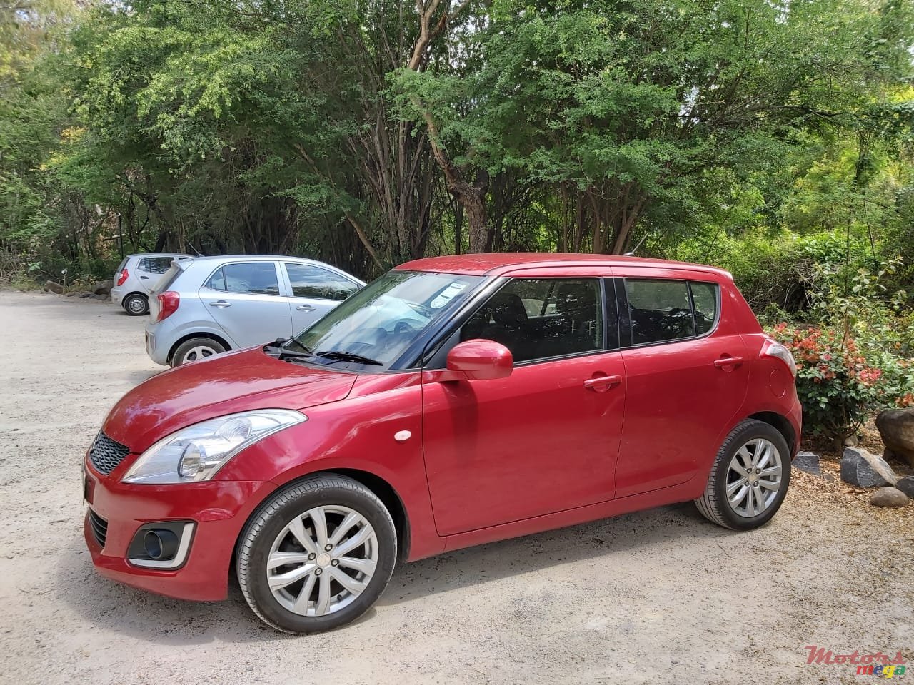 2016' Suzuki Swift none photo #3