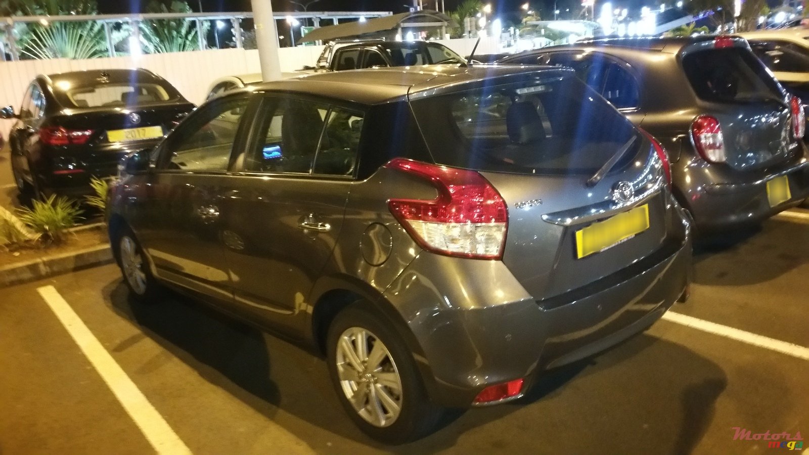 2015' Toyota Yaris photo #4