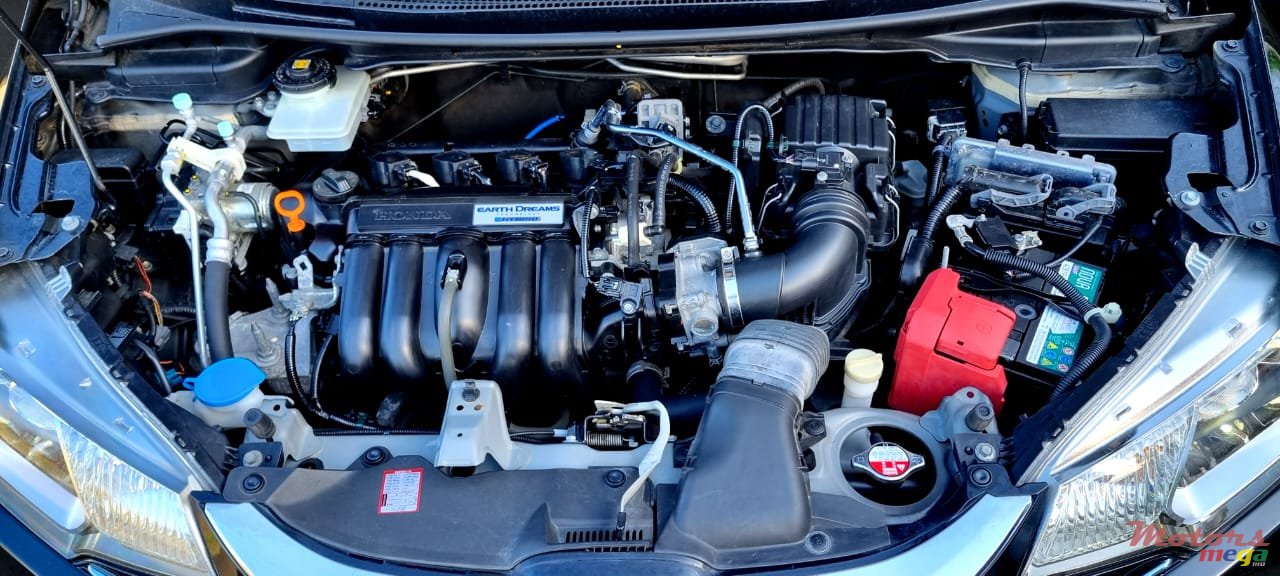 2016' Honda photo #4