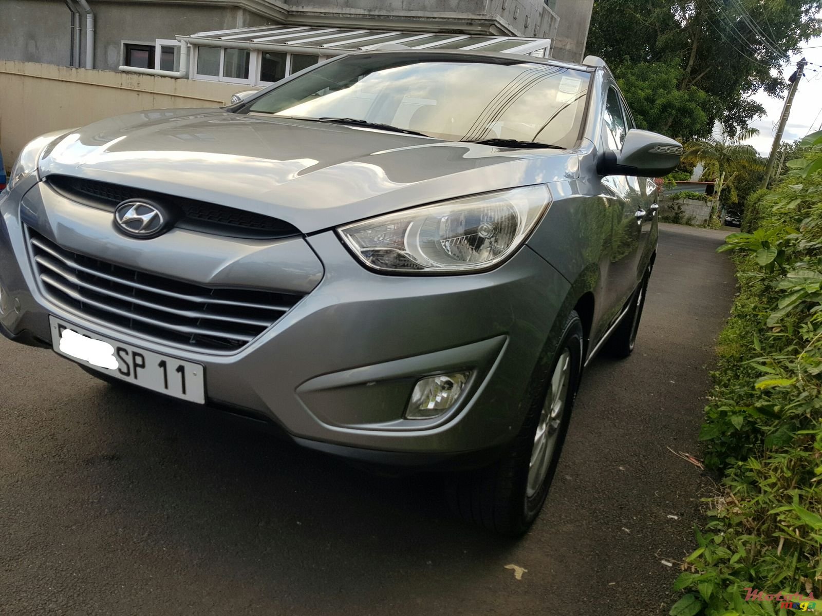 2011' Hyundai ix35 photo #4