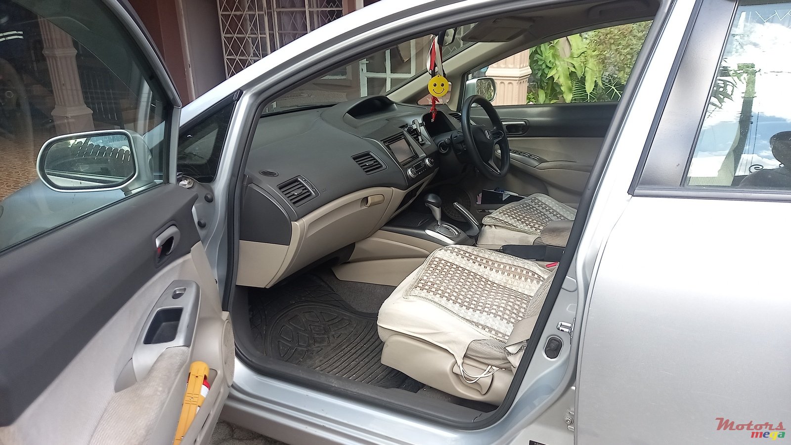 2010' Honda Civic photo #1