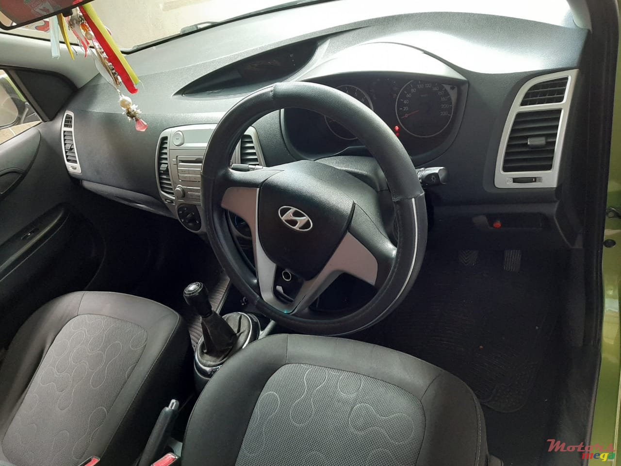 2011' Hyundai i20 photo #2