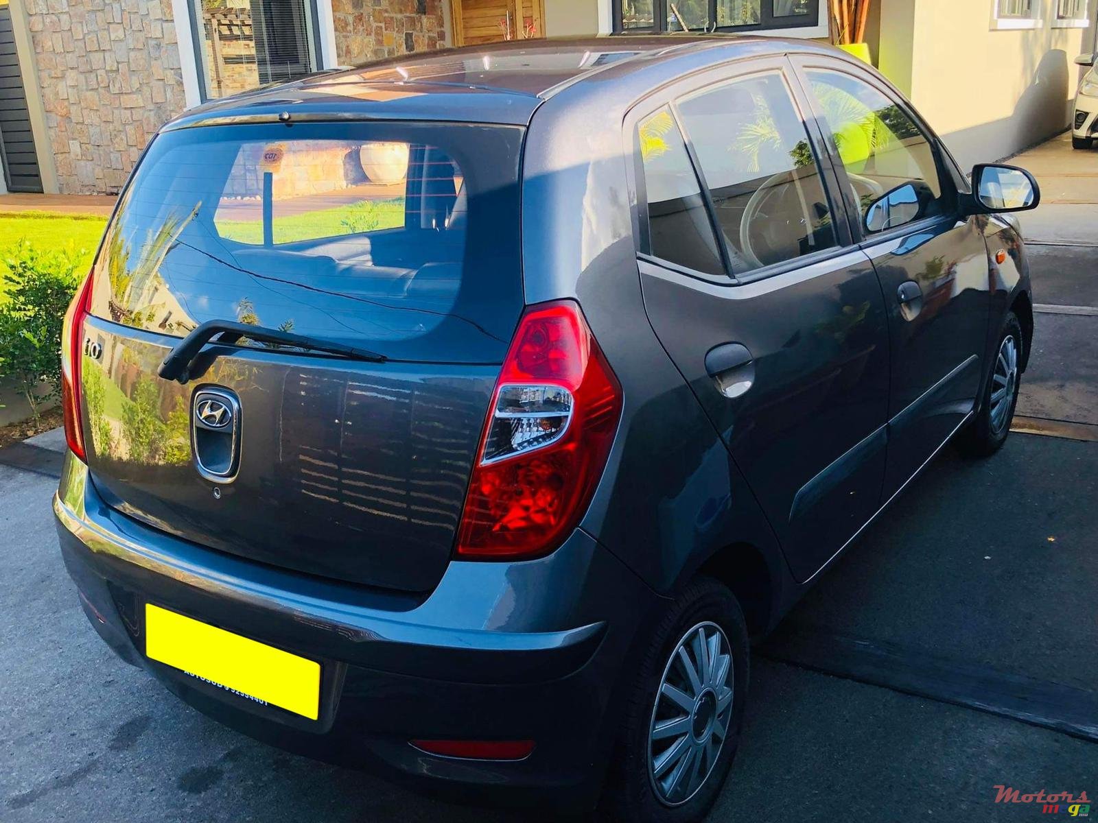 2013' Hyundai i10 photo #3