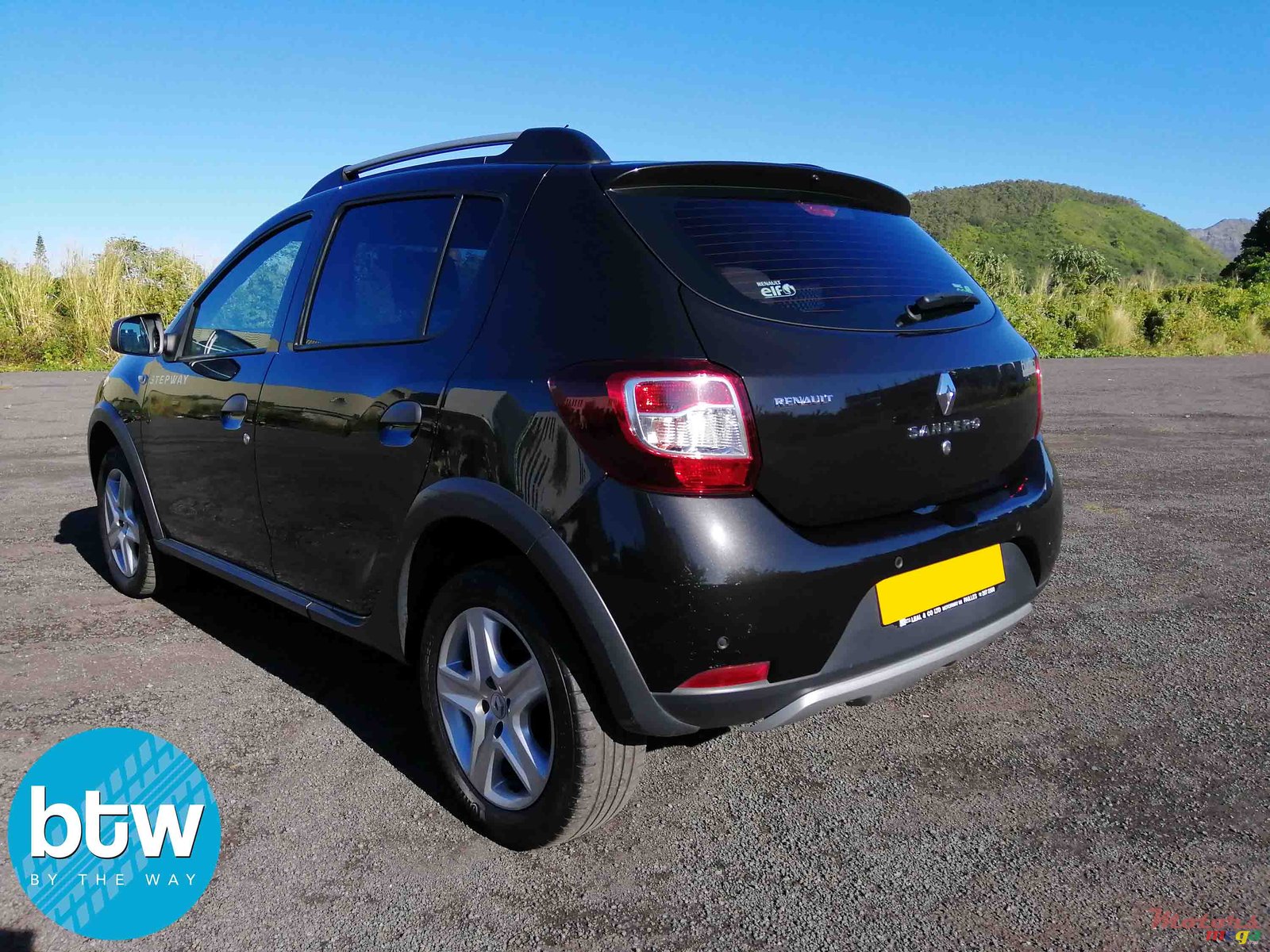 2016' Renault Sandero 900cc Turbo photo #2