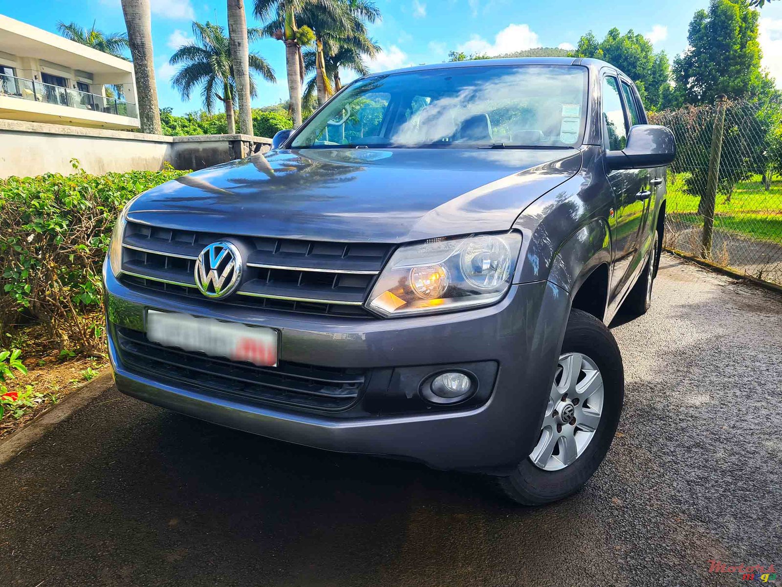 2014' Volkswagen Amarok 2.0 TDI 4Motion photo #1