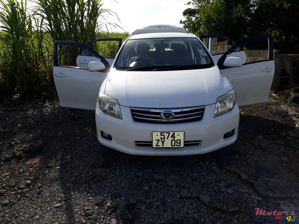 2009' Toyota Axio photo #4