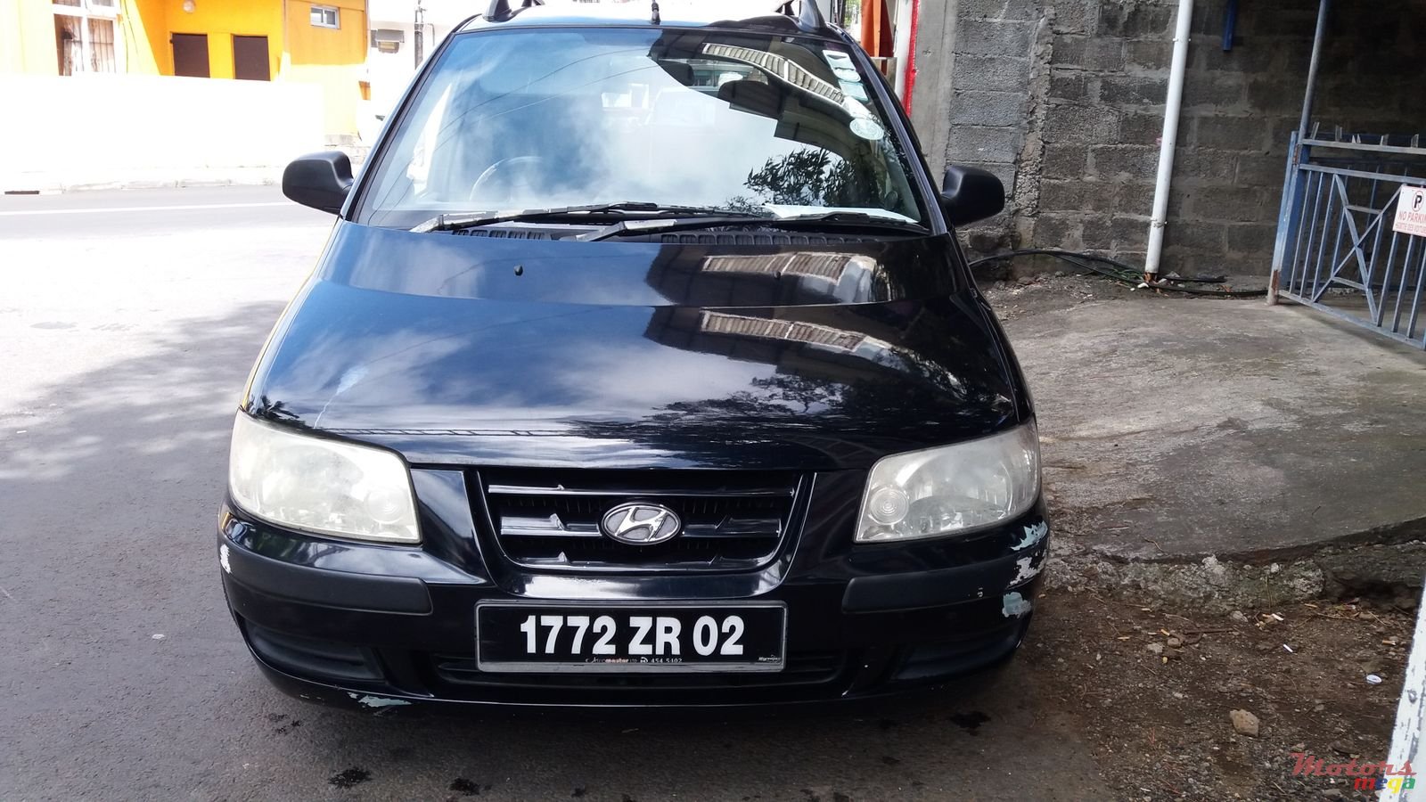 2002' Hyundai photo #1