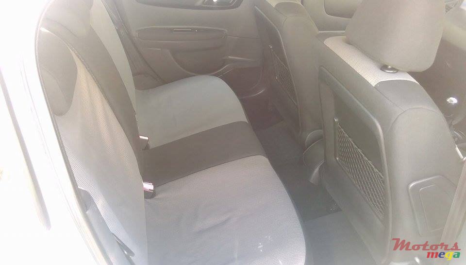 2006' Citroen C4 photo #3