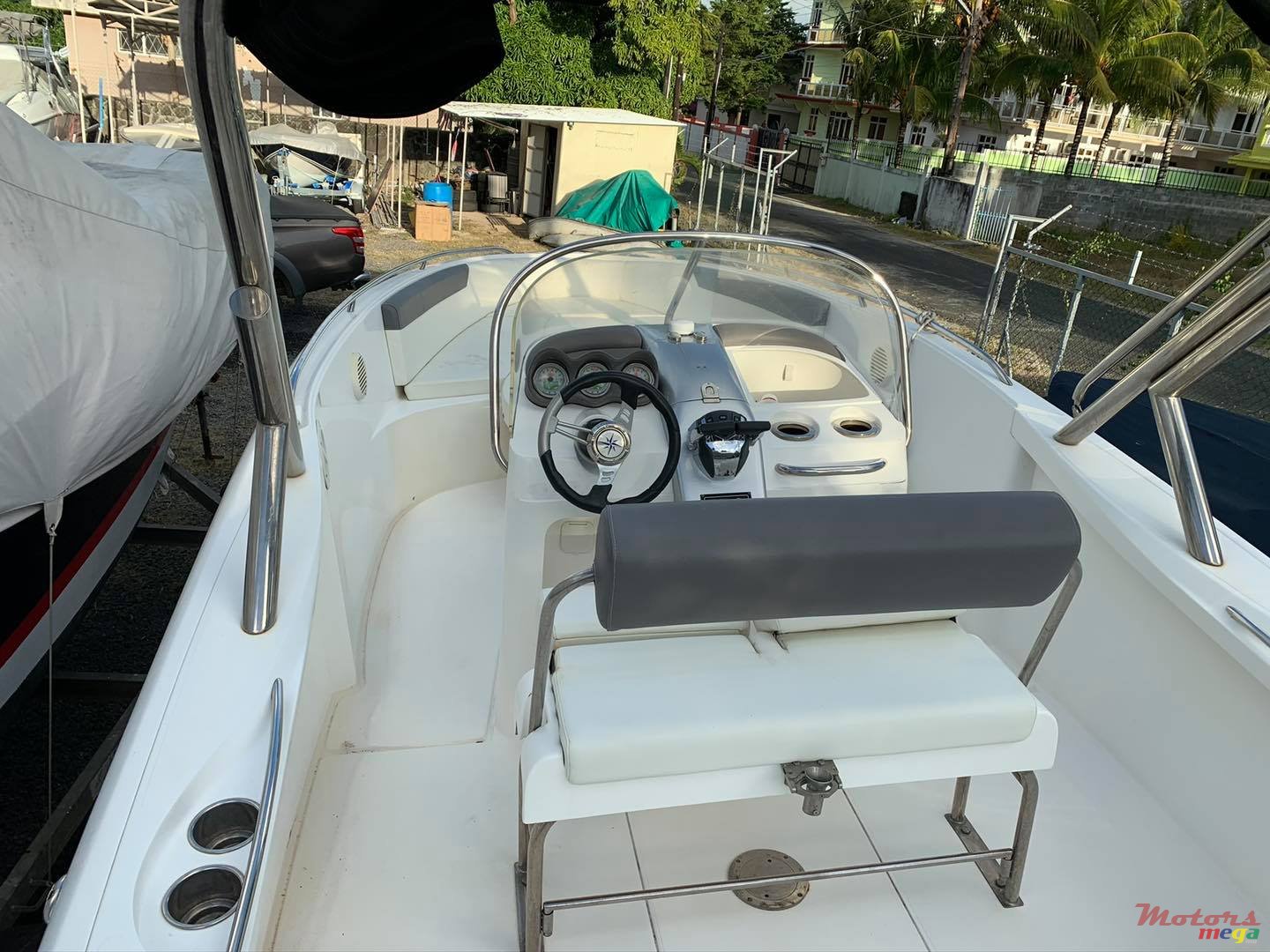 2013' Cobra 25 photo #2