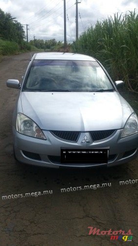 2005' Mitsubishi 1584cc photo #3