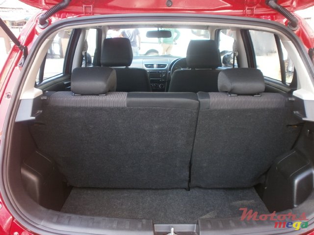 2017' Suzuki Swift photo #4