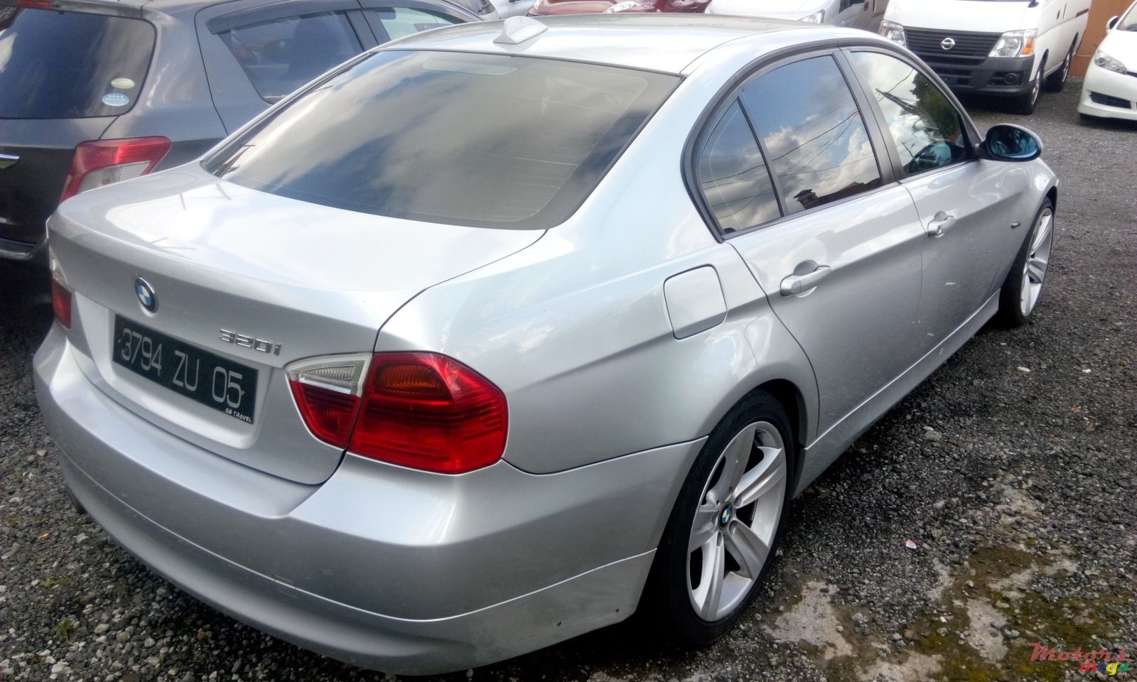 2005' BMW 320i, petrol, automatic gear photo #1