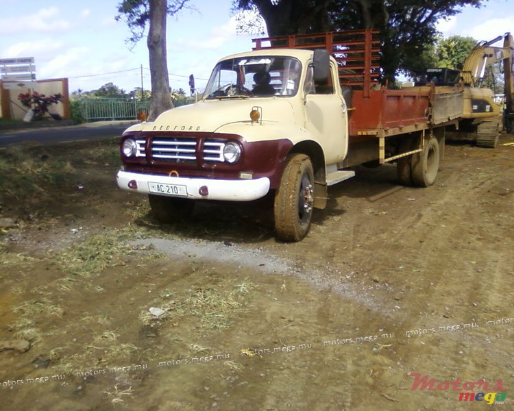 2000' Nissan photo #6