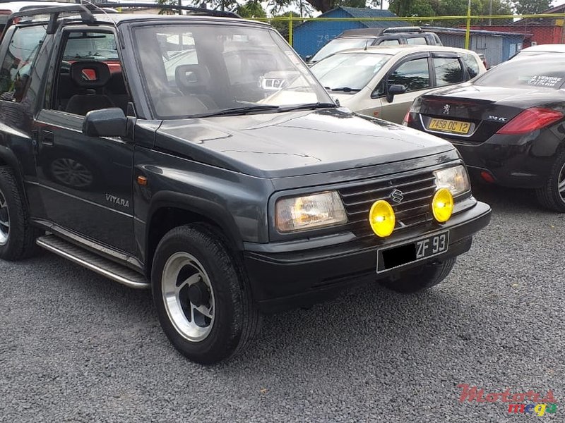 1993' Suzuki Vitara photo #1