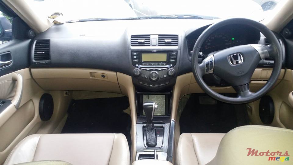 2003' Honda Accord photo #7