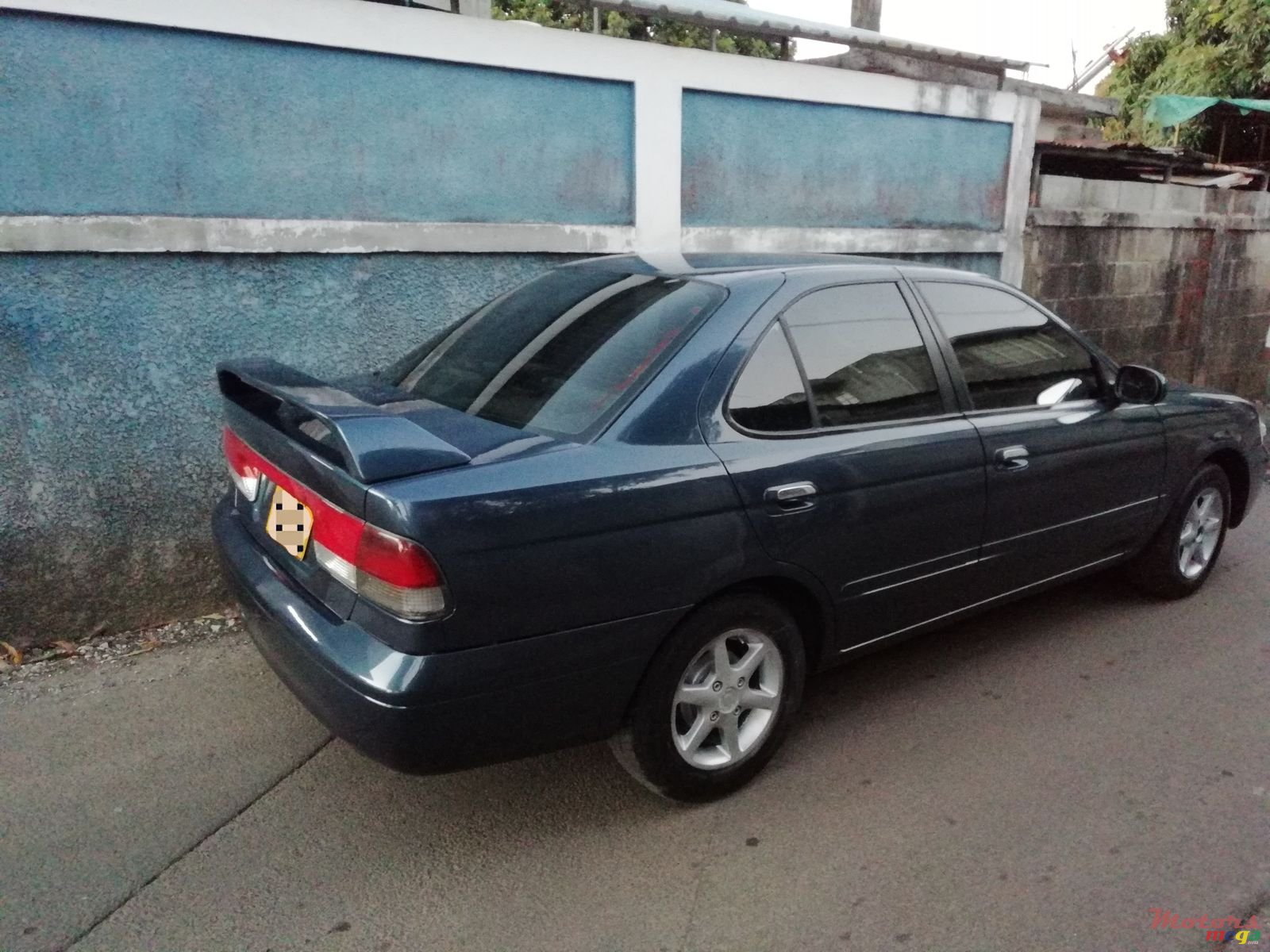 2000' Nissan Sunny photo #3