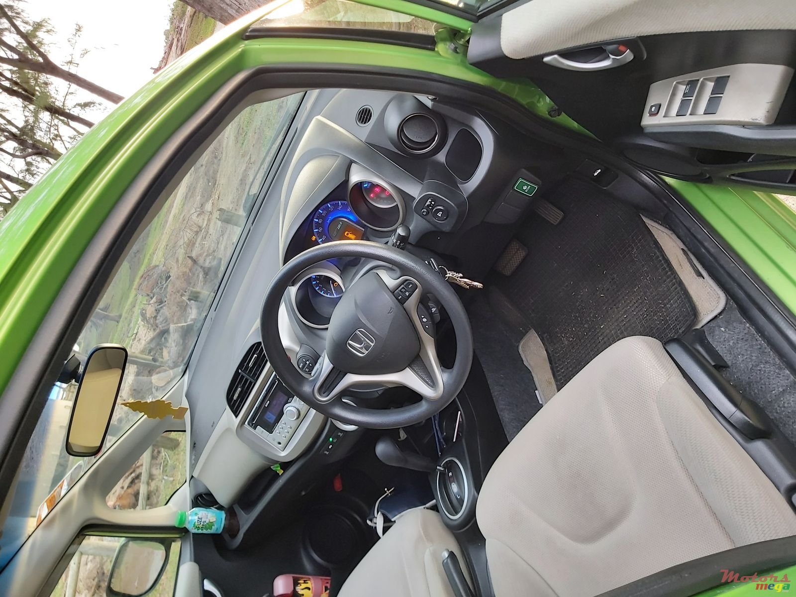 2010' Honda Fit photo #4