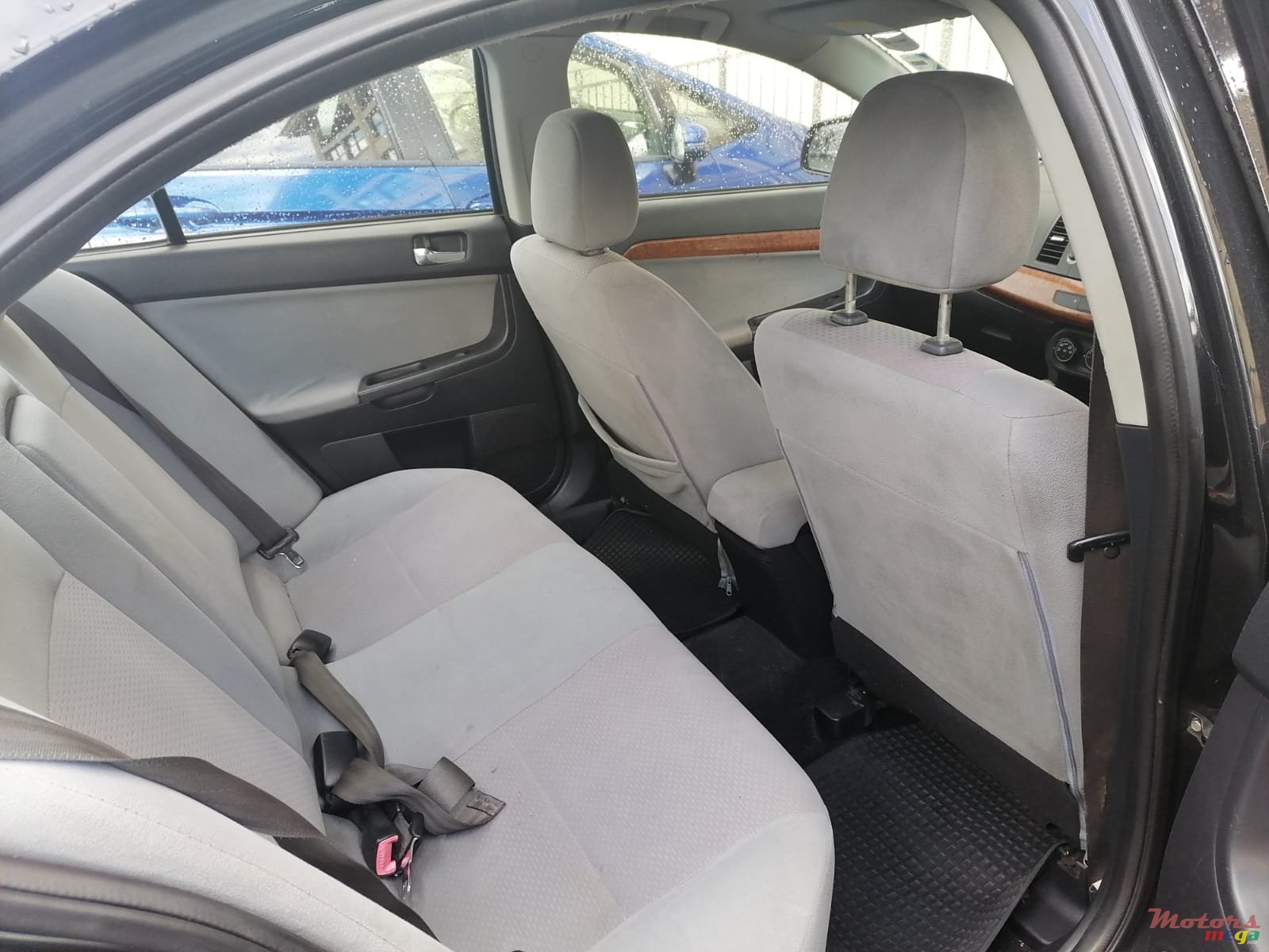 2007' Mitsubishi Lancer X photo #4