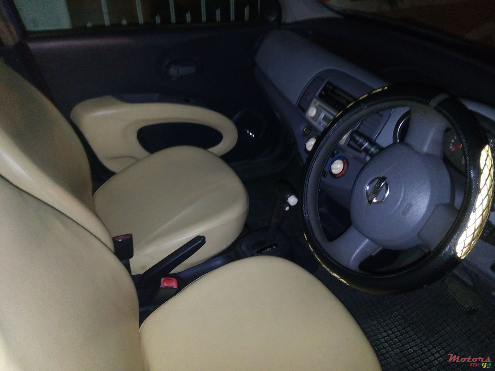 2002' Nissan March photo #2