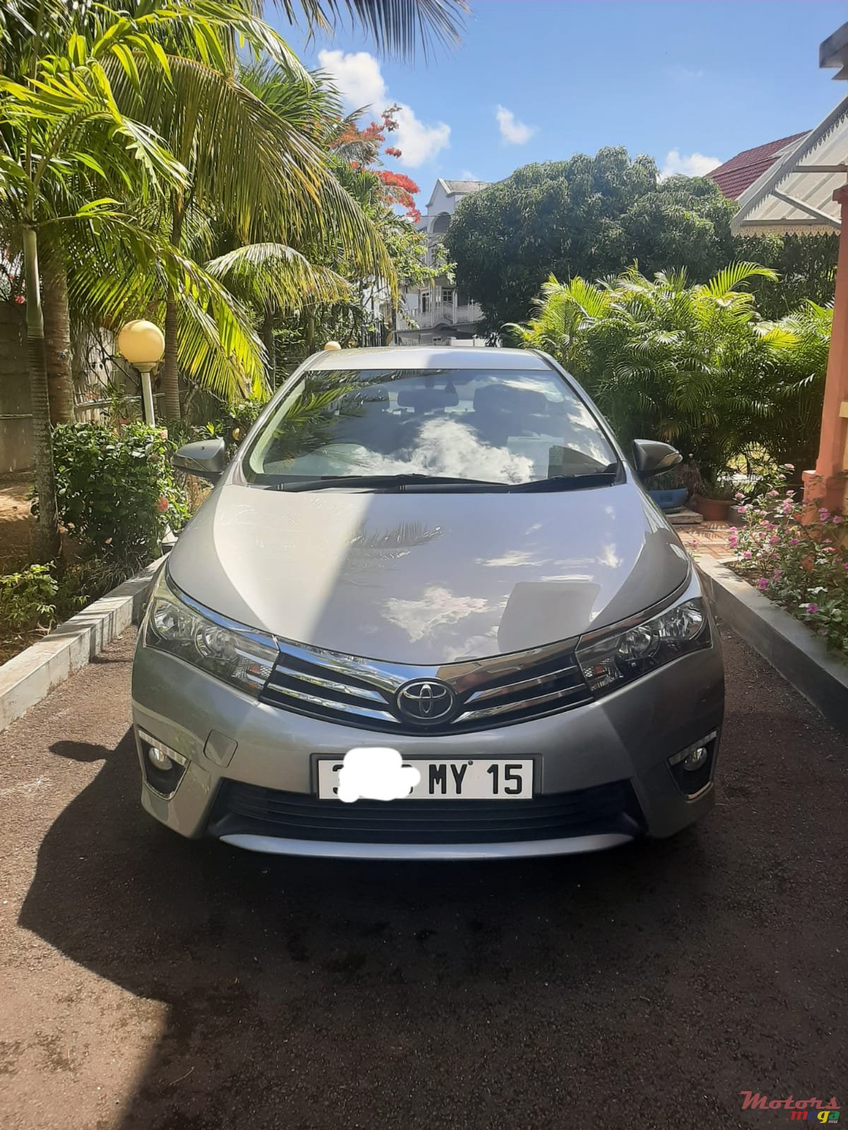 2015' Toyota Corolla photo #1