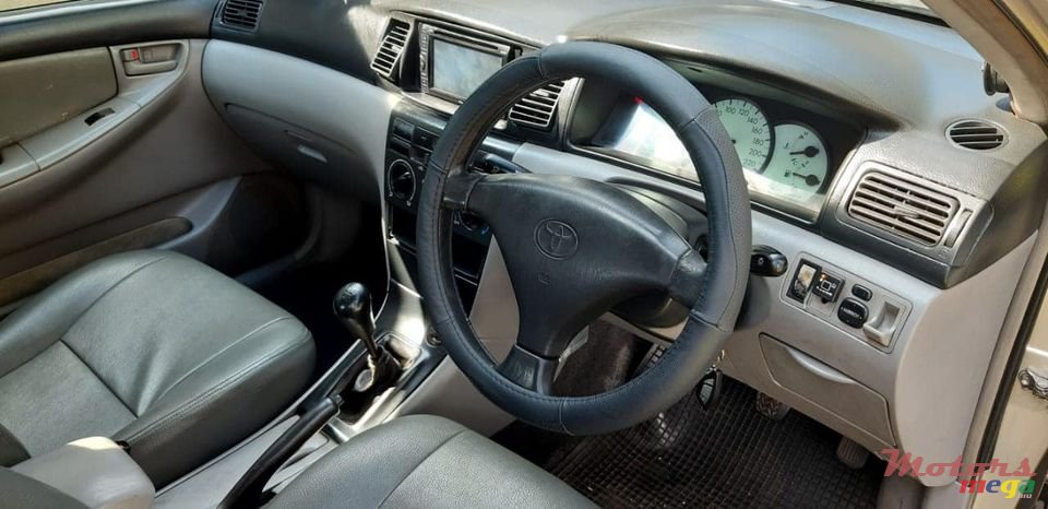 2002' Toyota Corolla photo #5