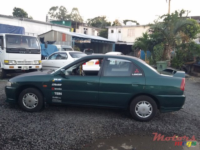 1997' Mitsubishi Lancer photo #2