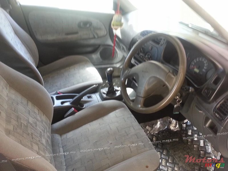 1998' Mitsubishi GLX i photo #4