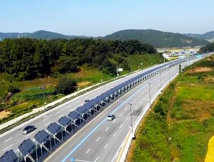 This is One Odd Solar Bike Lane in the Middle of a Korean Highway