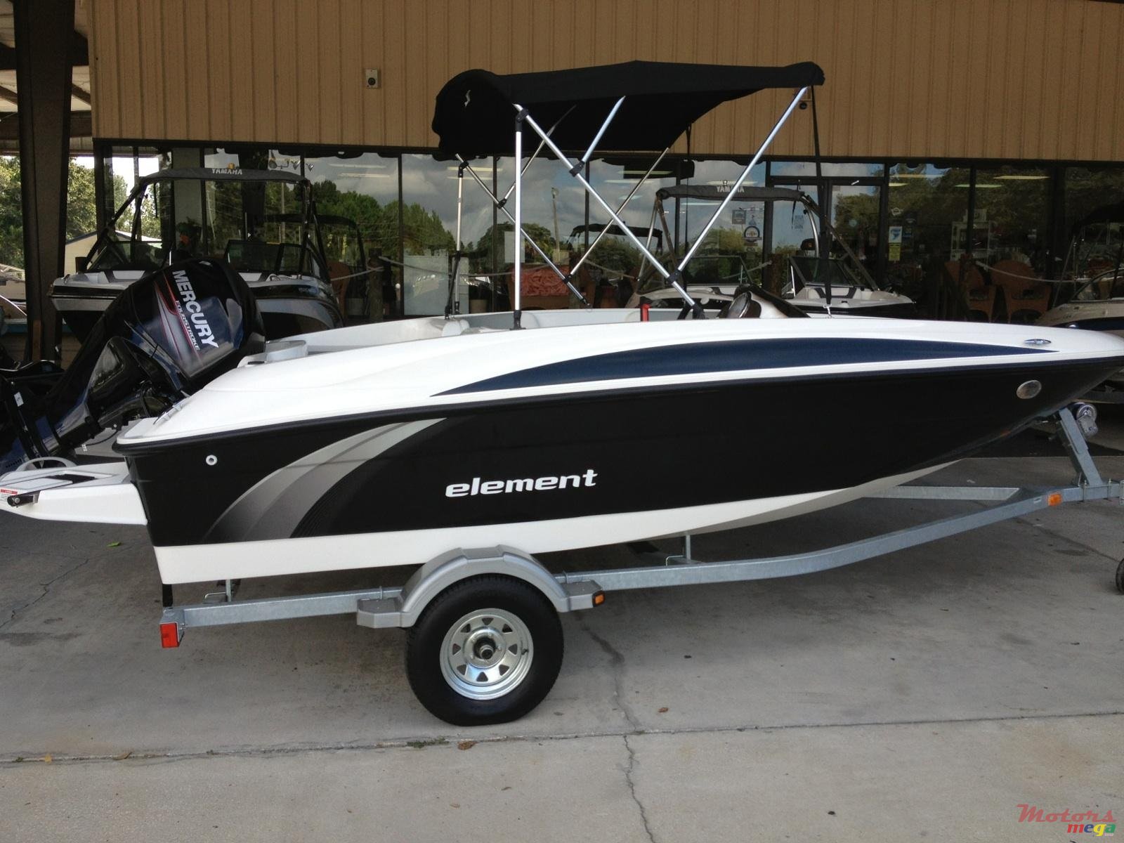 2015' Bayliner photo #3