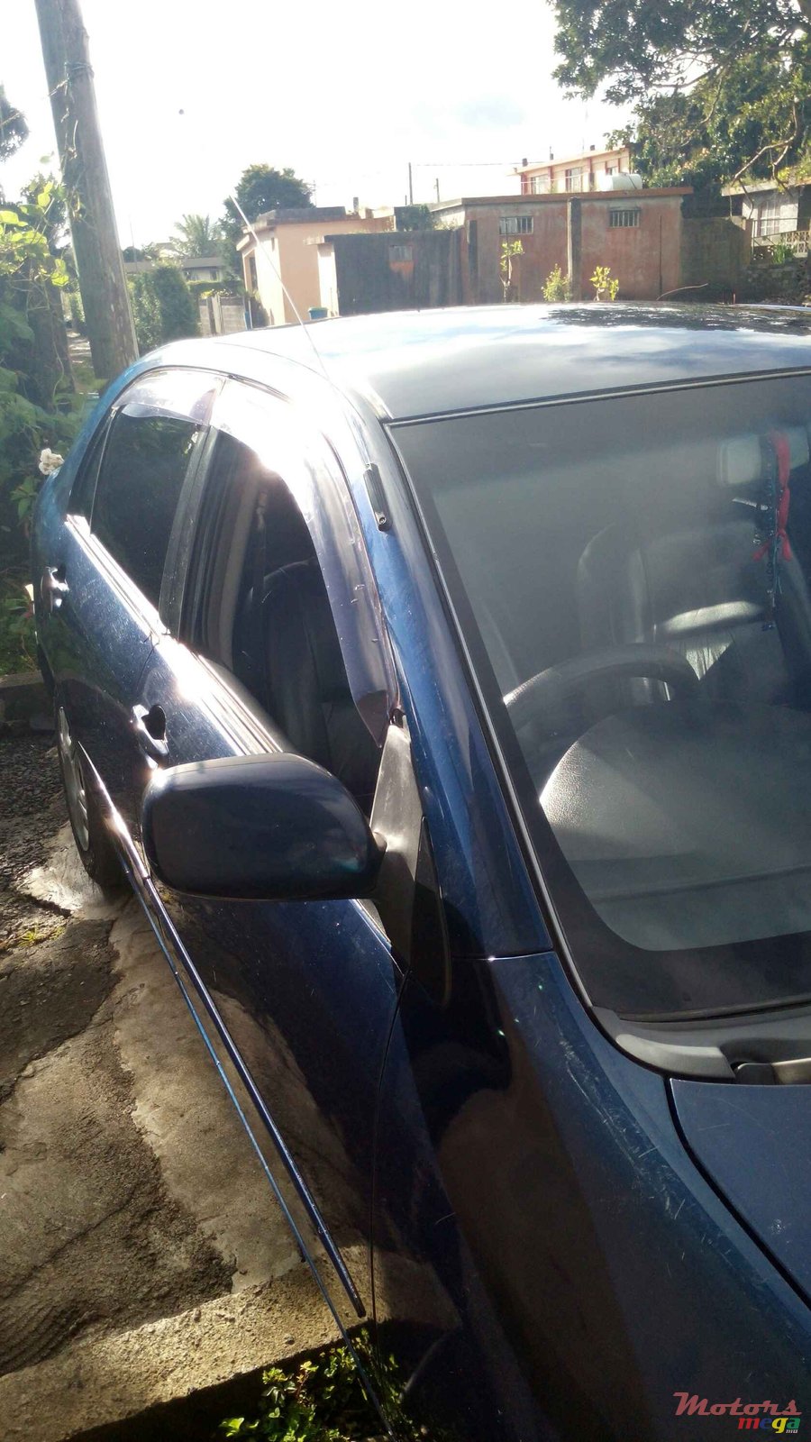 2001' Toyota Corolla photo #2