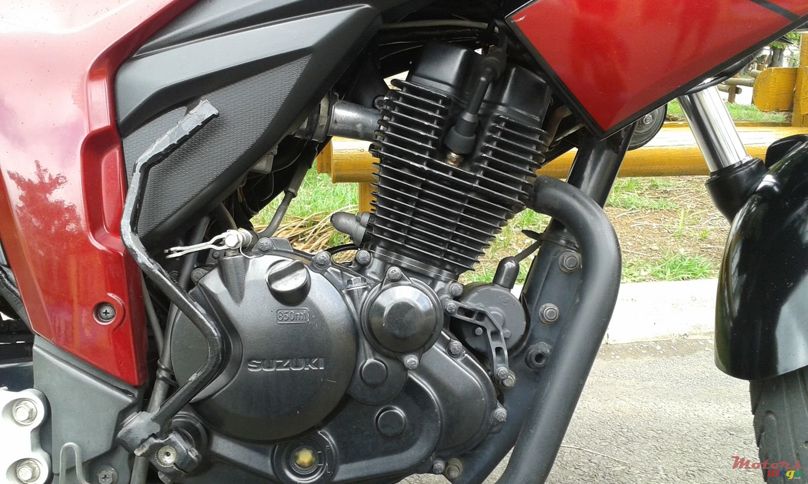 2016' Suzuki Gixxer photo #3