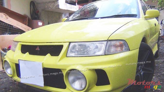 2000' Mitsubishi Lancer Bodykit photo #3