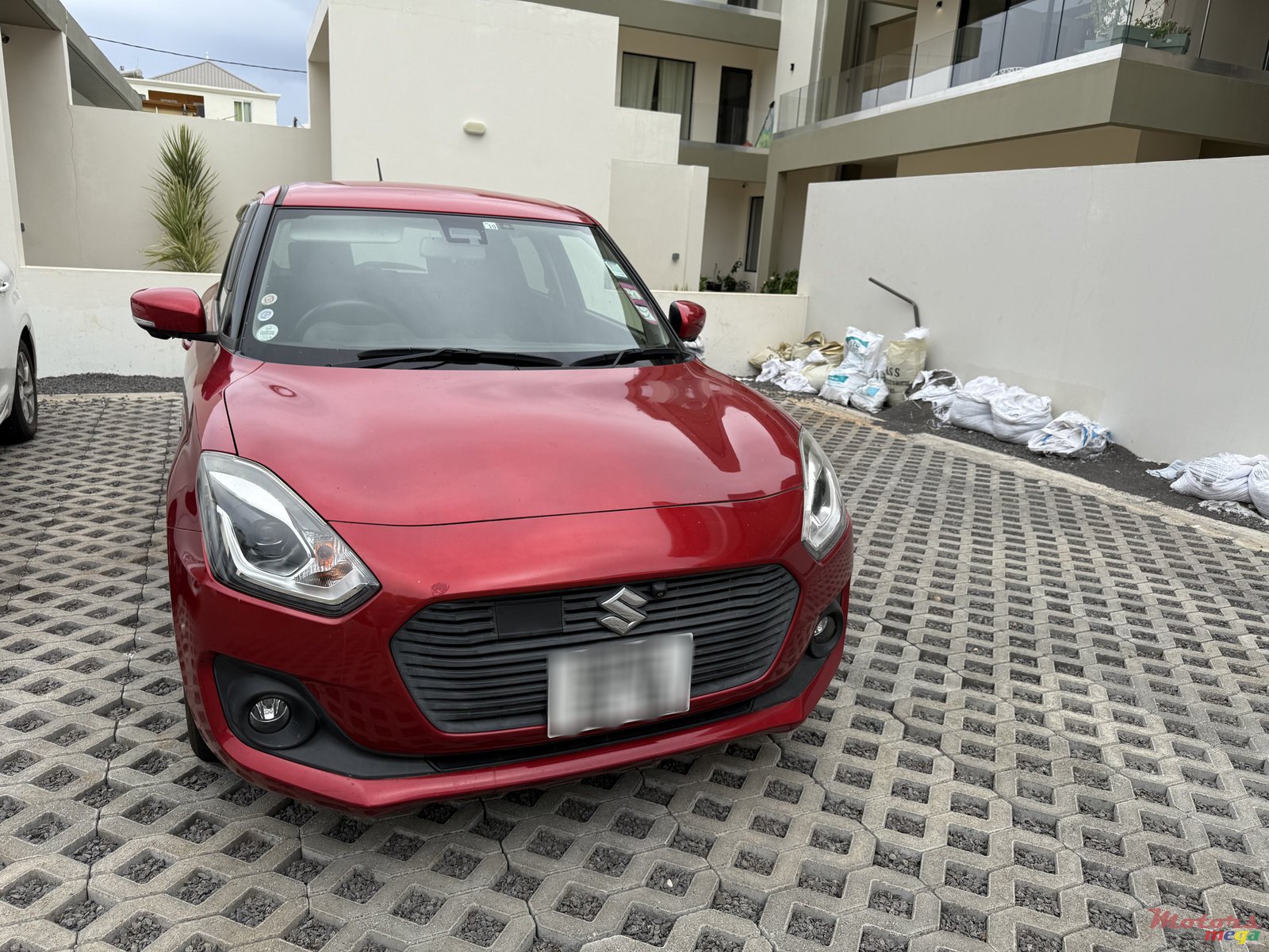 2018' Suzuki Swift photo #1