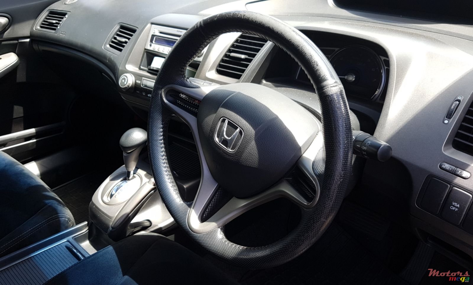 2011' Honda Civic HYBRID photo #4