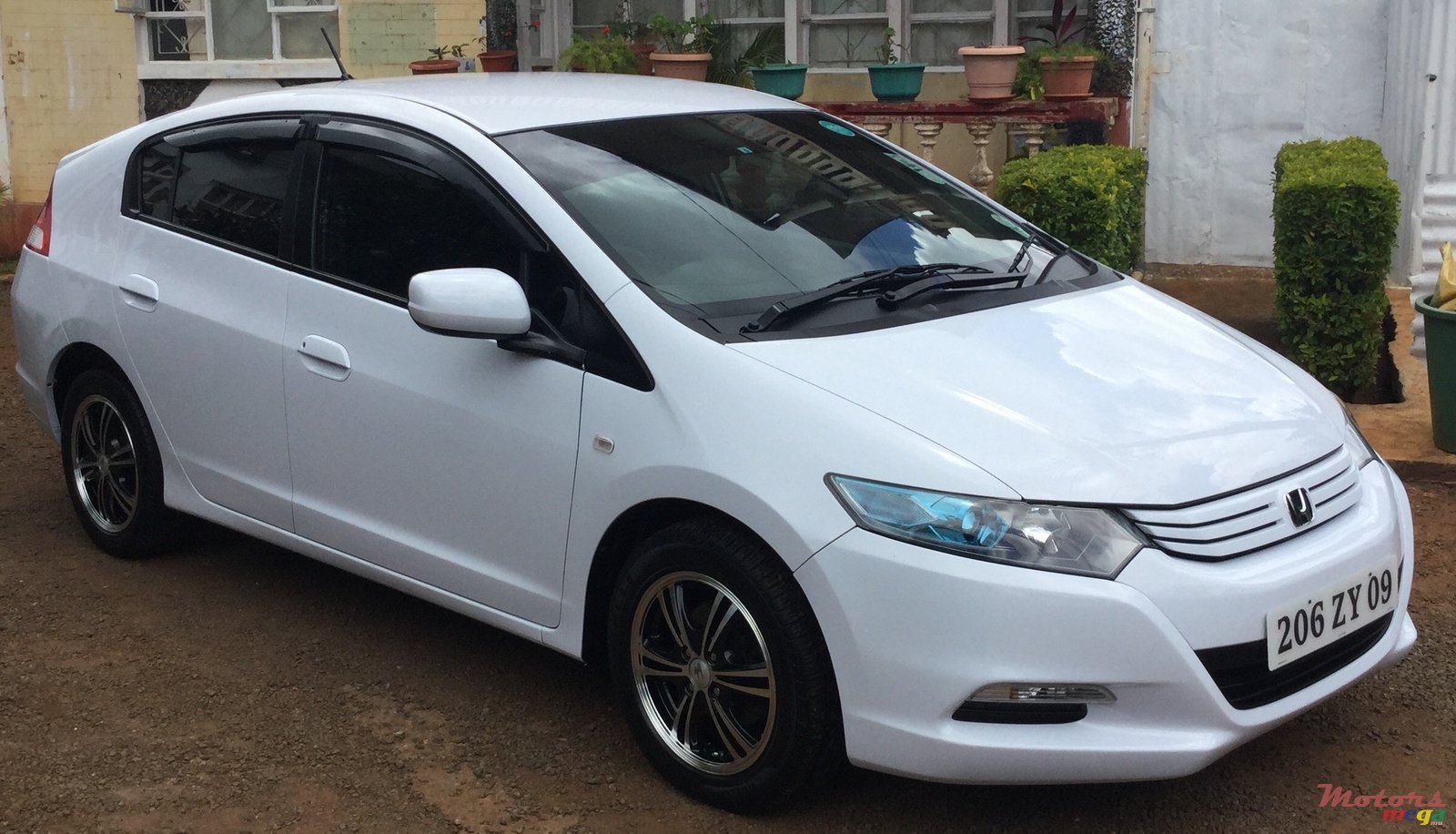 2009' Honda Insight photo #1