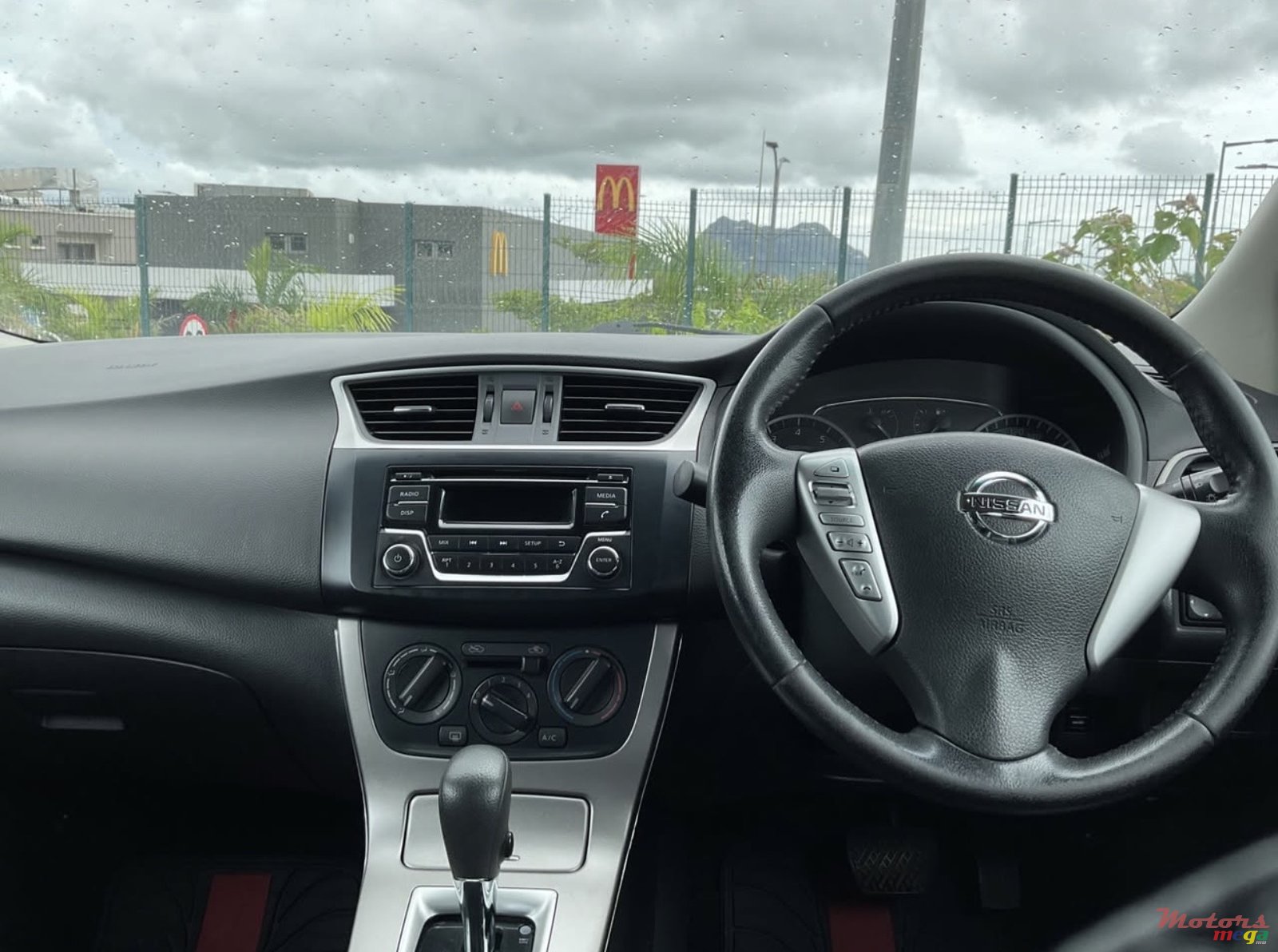 2018' Nissan Sentra photo #3