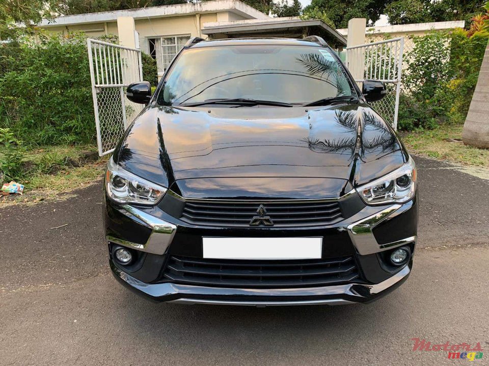 2018' Mitsubishi ASX photo #6