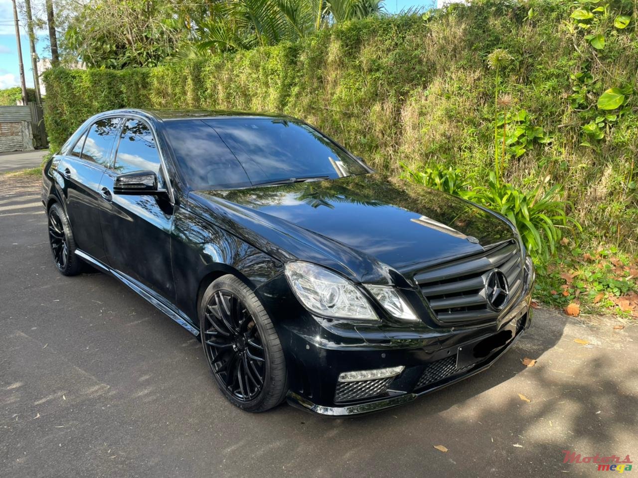 2010' Mercedes-Benz E250 photo #4